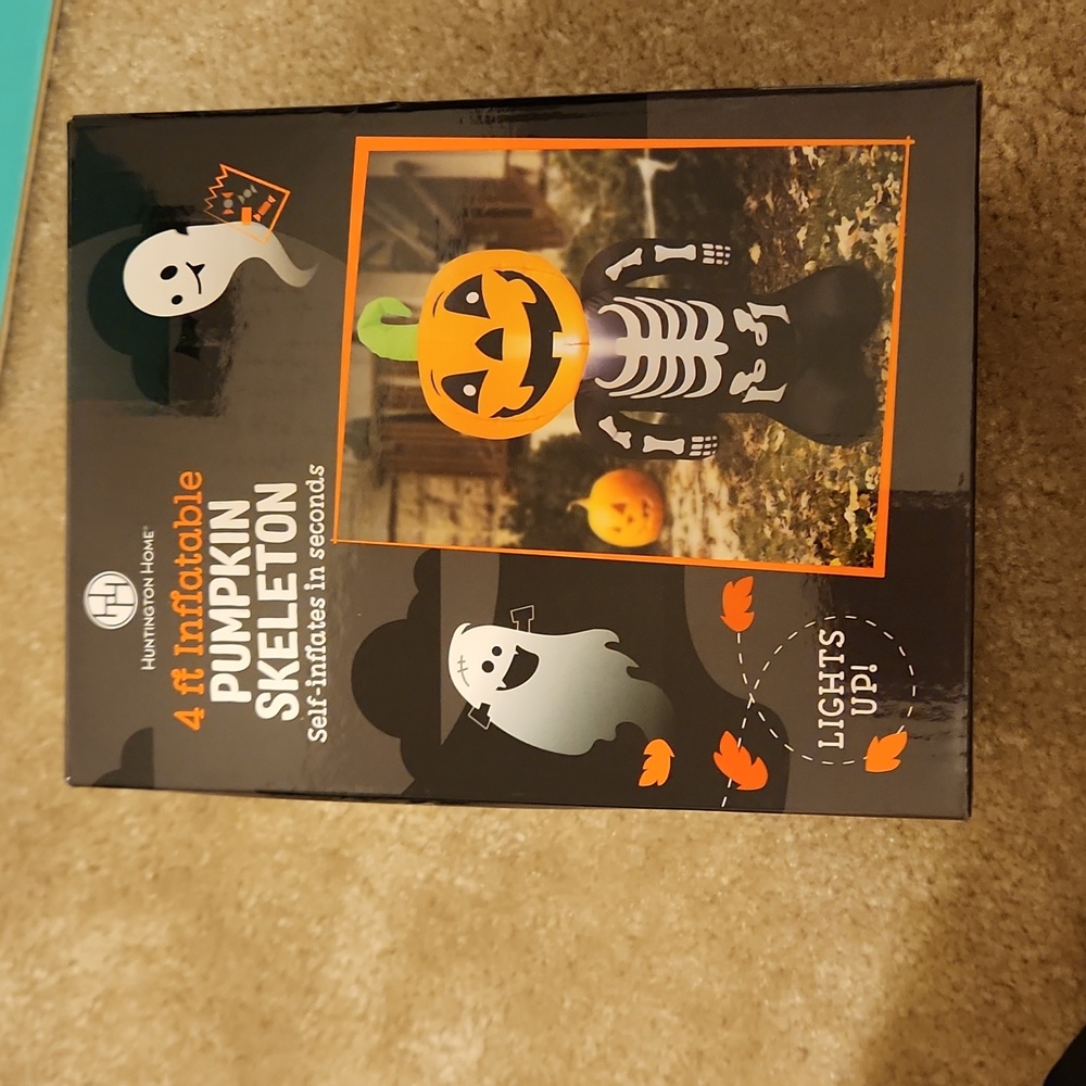 Huntington Home 4ft Inflatable pumpkin skeleton